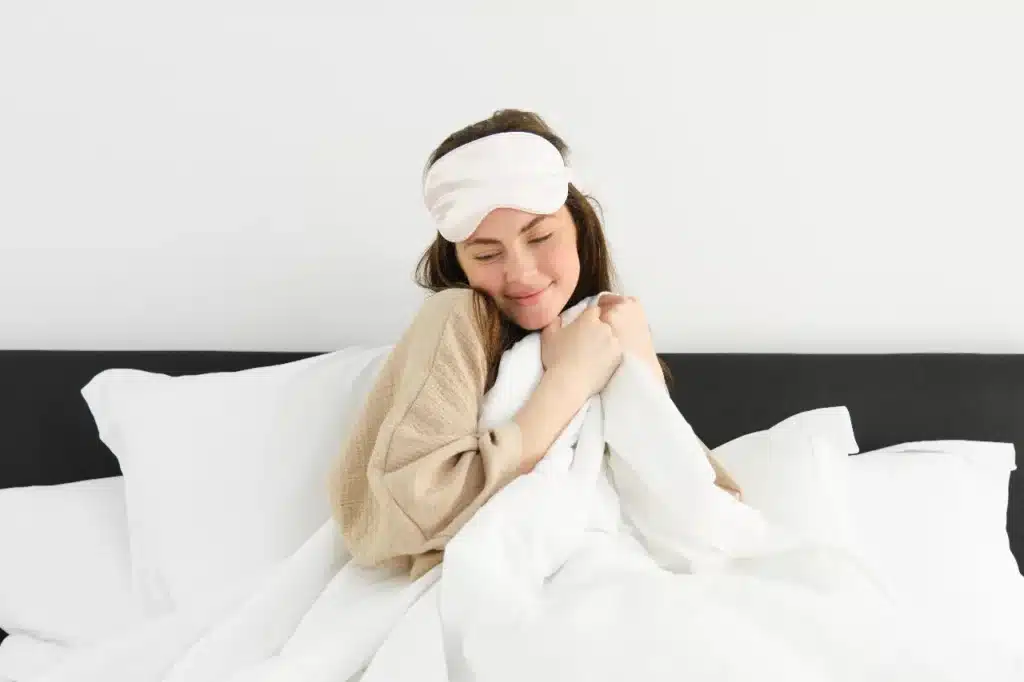 أهمية النوم الجيد في تحسين صحة البشرة